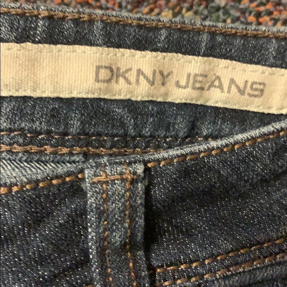 Jeans - Picture 2 of 3